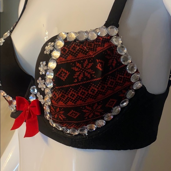 Handmade Bedazzled Bra - Picture 7 of 7